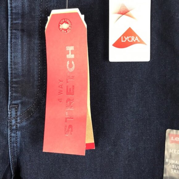 LEVI’S • Runaround Super Skinny - Picture 5 of 5
